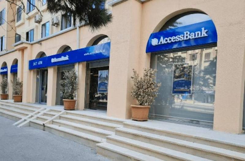  “Accessbank” yığılmış zərərindən qurtula bilmir  