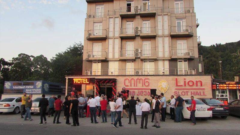  Kazinolar kralı Bakıdan pul çıxararkən aeroportda saxlanıldı  