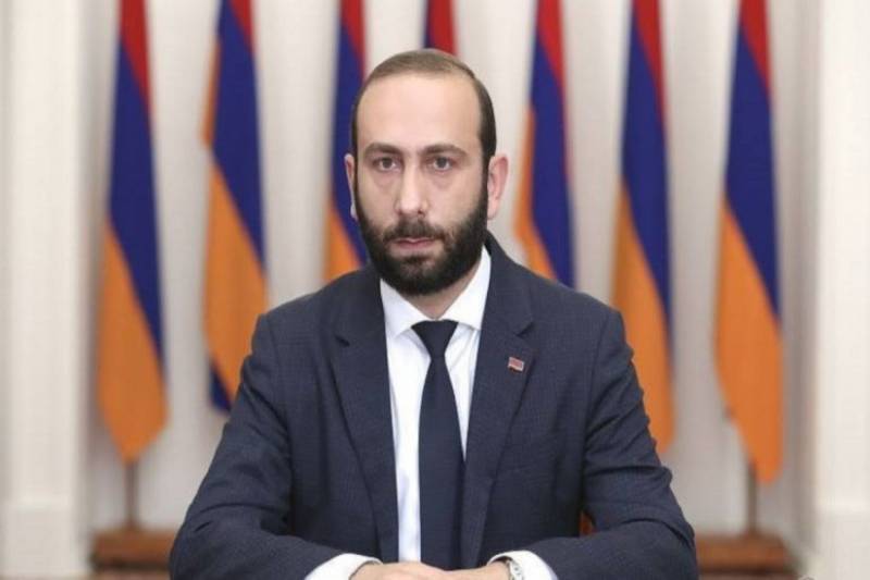  Mirzoyan Azərbaycan-Ermənistan sülh danışıqlarında iştirak etmək üçün Vaşinqtona gedir  