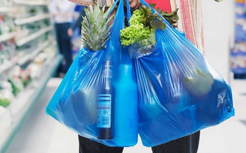  Bu tarixdən etibarən marketlərdə polietilen torbalar ödənişli olacaq  