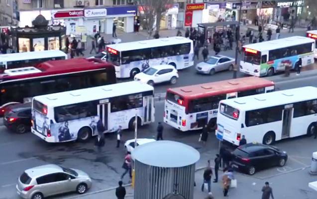  Bakıda marşrut avtobusu qəza törətdi - Ölən və yaralanan var 