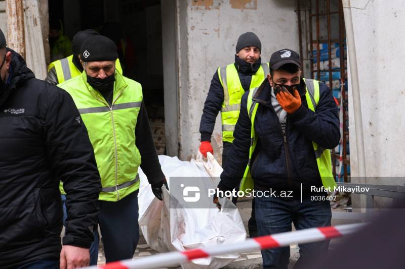  Bakıda mənzildə meyiti tapılan 4 nəfərin ilkin ölüm səbəbi MƏLUM OLDU 