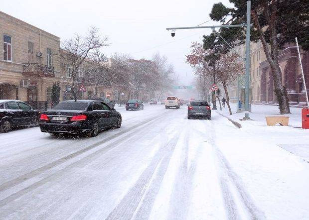  Bu tarixdən Bakıda yollar buz bağlayacaq - Hava XƏBƏRDARLIĞI! 