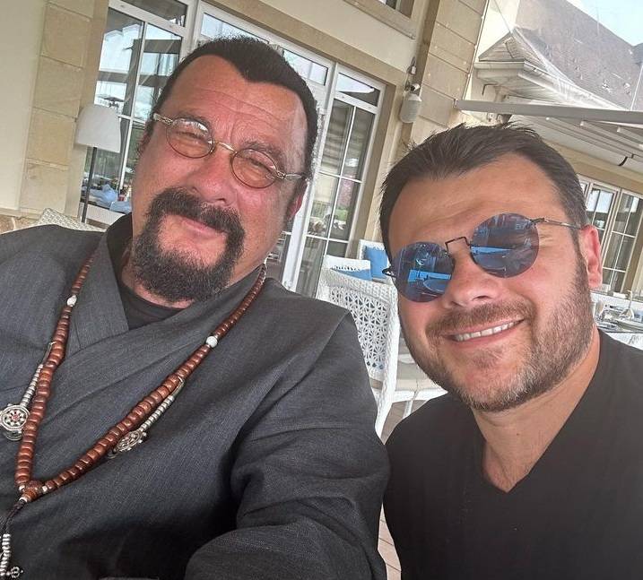  Hollivud ulduzu Bakıya gəlir? - FOTO  