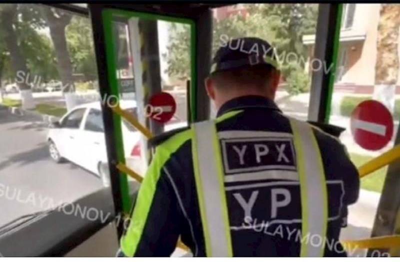  Yol polislərindən yeni üsul: Cəriməni avtobusda gizlənib yazırlar - VİDEO 