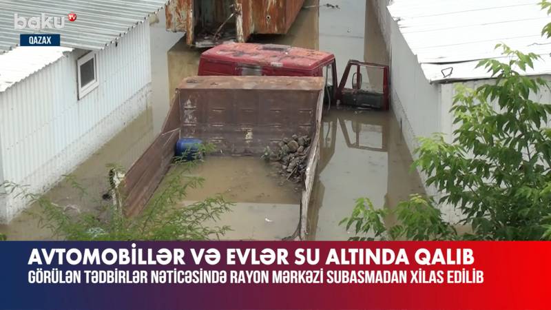  Qazaxda maşınlar və evlər su altında qalıb - VİDEO 