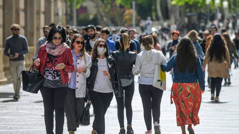  Azərbaycanda qadınların sayı açıqlanıb  