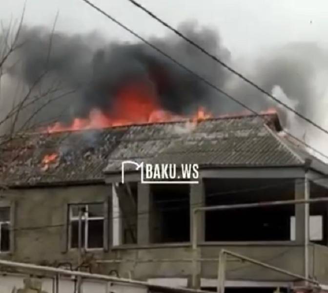  Bakıda fərdi yaşayış evi yanıb - VİDEO 