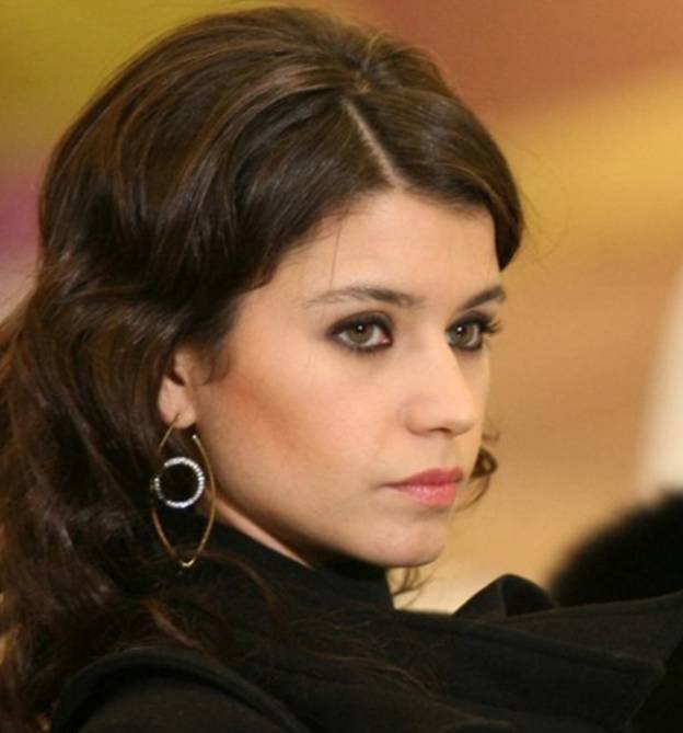  Beren Saat bayramları qarışdırdı - Tənqid olundu - FOTO 