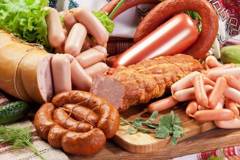  Kolbasa, sosiska istehsal edən məşhur şirkət məhkəməyə verildi  