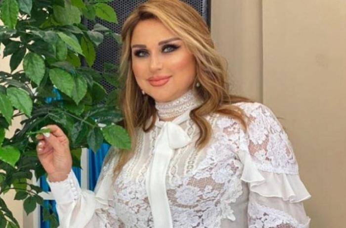  Mələkxanım Eyyubova aparıcıları tənqid etdi - 