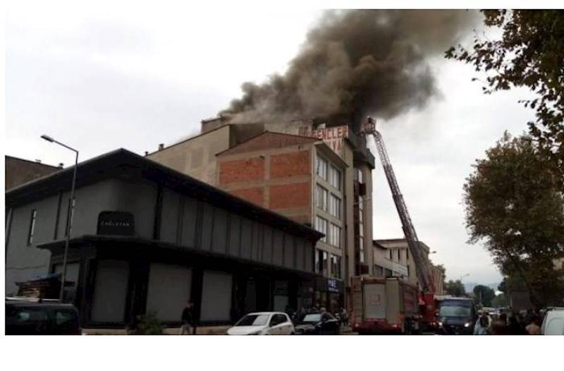  Mebel fabrikində güclü yanğın baş verdi  