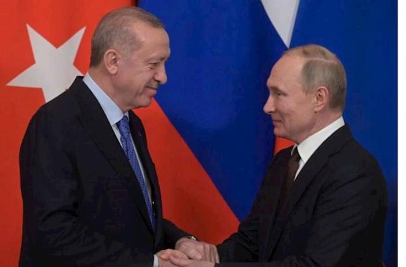  Putin Ərdoğana Mixail Qusmanın onun haqqında çəkdiyi filmi təqdim edib  