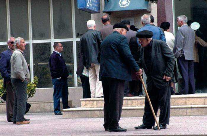  Kimlər pensiyaya daha tez çıxa bilər?  