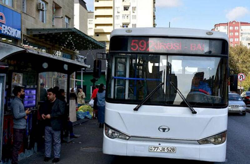  Marşrut avtobusu piyadanı vuraraq öldürdü  