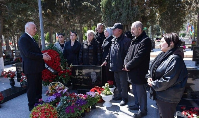  Sumqayıtda Aprel şəhidlərinin xatirəsi anılıb  