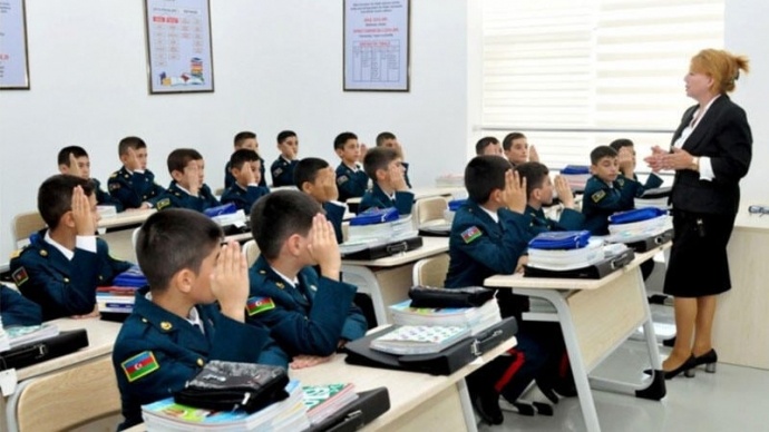  DSX-nin V sinfinə qəbul imtahanı keçirildi  