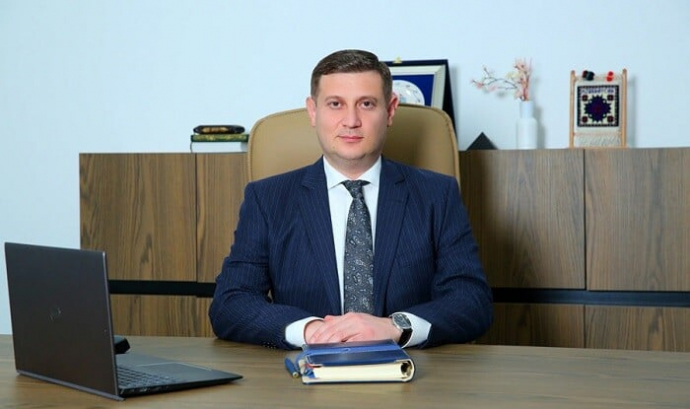  Özü “müvəqqəti”dir, ancaq “ən yüksək vəzifə” verdi  