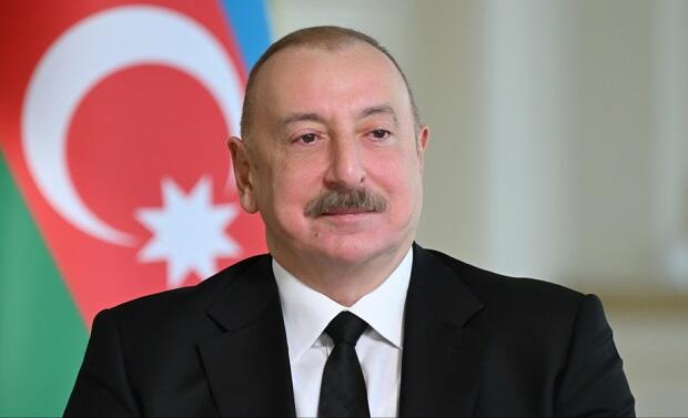  Prezident qadın hərbçilərlə bağlı bu qanunu təsdiqlədi  