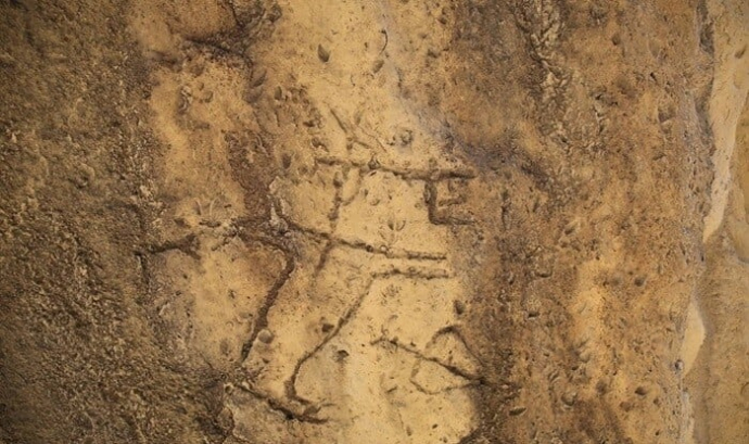  Qobustan qoruğunda yeni qayaüstü təsvirlər aşkarlandı - Foto  