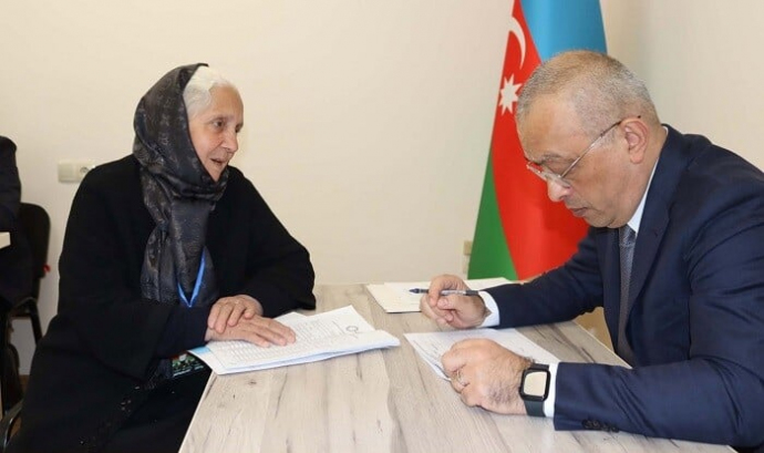  Zaur Mikayılov Xankəndidə vətəndaşlarla görüşdü  