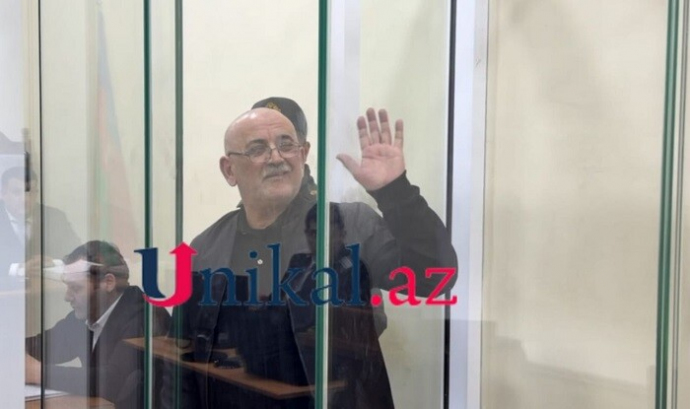  Evdən icazəsiz çıxan gəlinini 6 bıçaq zərbəsi ilə öldürdü...  