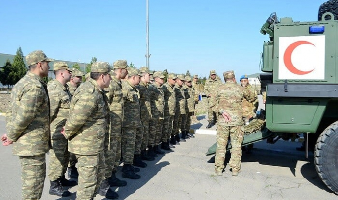  Hərbi vəzifəlilərlə təlim toplanışı başladı  