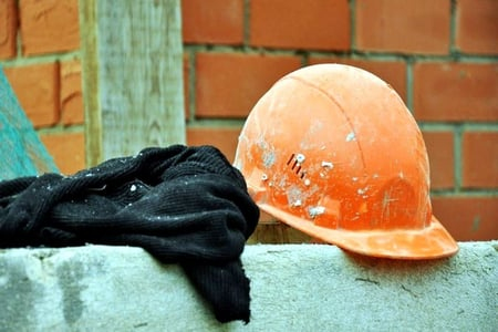  Bakıda fəhlə hündürlükdən yıxılaraq öldü  