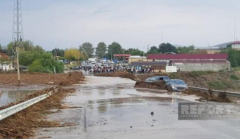  Sel nəticəsində dağılan evlərin tikintisi həyata keçiriləcək  