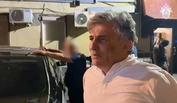  Elman Paşayevin 5 milyonluq “Rənc Rover”i hərracda...  