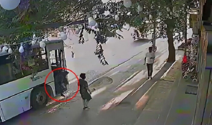  Bakıda avtobus qəzası: qadın öldü  