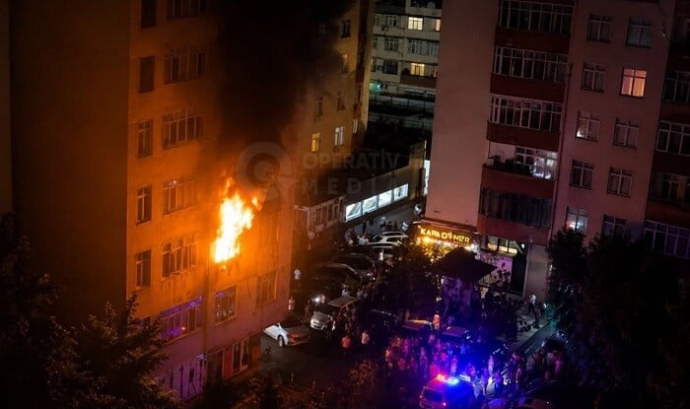  Bakıda mənzilini yandıran şəxs xəstəxanaya yerləşdirildi  