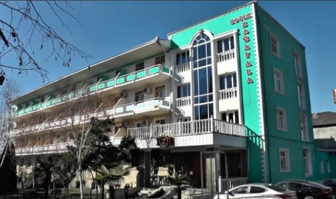  Bu otelin fəaliyyəti qismən məhdudlaşdırıldı - Video  