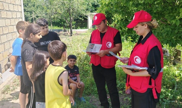  Baharlıda mina təhlükəsinə dair maarifləndirmə sessiyası...  