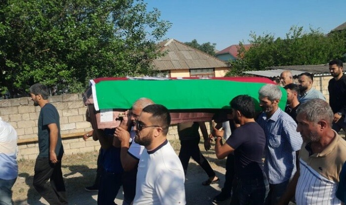  Odessada həlak olan gəmi kapitanı dəfn edildi  