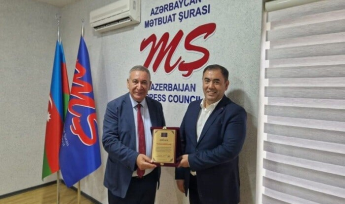  Məhəmmədəli Qəribli 50 illik yubileyi münasibəti ilə təltif edildi  