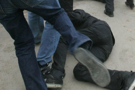  Qızına elçi düşən şəxsi döyərək öldürdü  