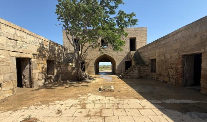  Ölkə əhəmiyyətli memarlıq abidəsinə ziyan vuruldu – Foto  