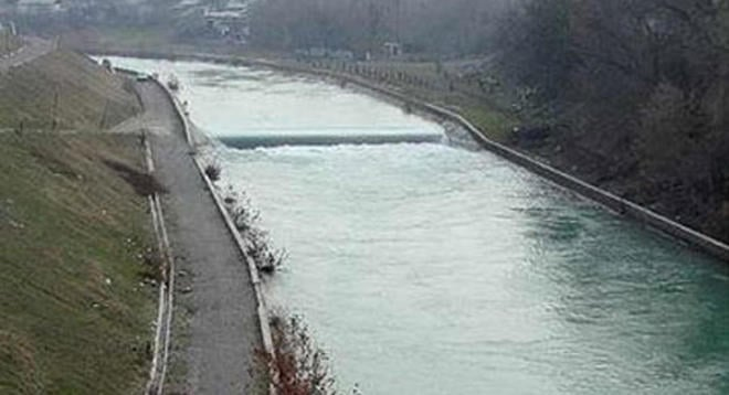  40 yaşlı kişi su arxına yıxılaraq öldü  