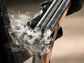  17 yaşlı oğlan atasını ov tüfəngi ilə öldürdü  