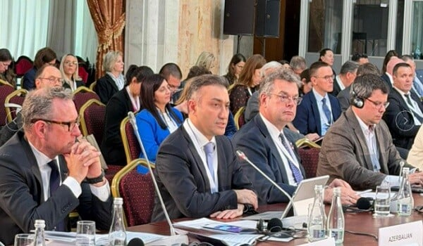  Bayramov Moldovada ölkəmizdəki islahatlardan danışdı  