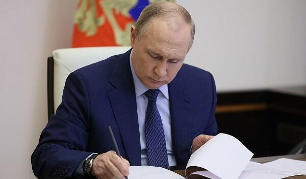  Putin azərbaycanlı alimi təltif etdi - Foto  