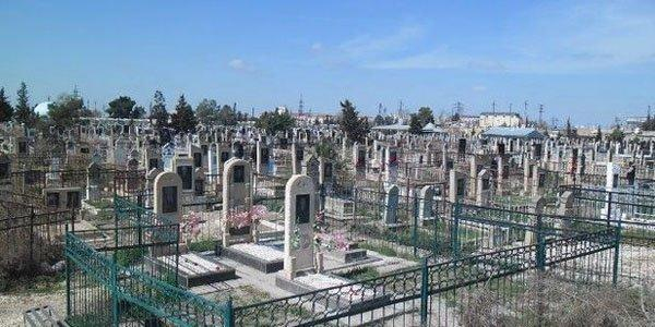  Tovuzda qadın ərinin məzarı başında öldü  