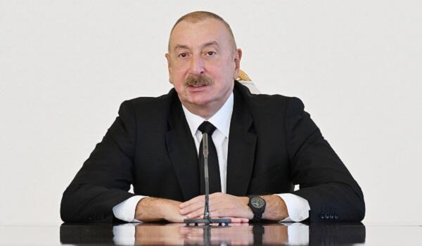  İlham Əliyev bu sərgilərlə tanış oldu  