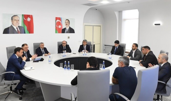  “Azərişıq” və “Ticarət Şəbəkələrinin İnkişafı” İB-in nümayəndələri görüşdü  