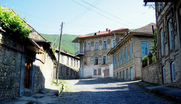  Azərbaycanda zəlzələ oldu  