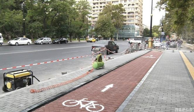  Daha bir küçə və prospektdə velosiped zolaqları salındı - Foto  