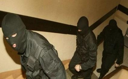  Bakıda evə basqın: Ər və arvadı öldürüldü  