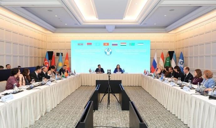  Bakıda MDB-nin iclası: bu mövzuda dəyirmi masa keçirildi  