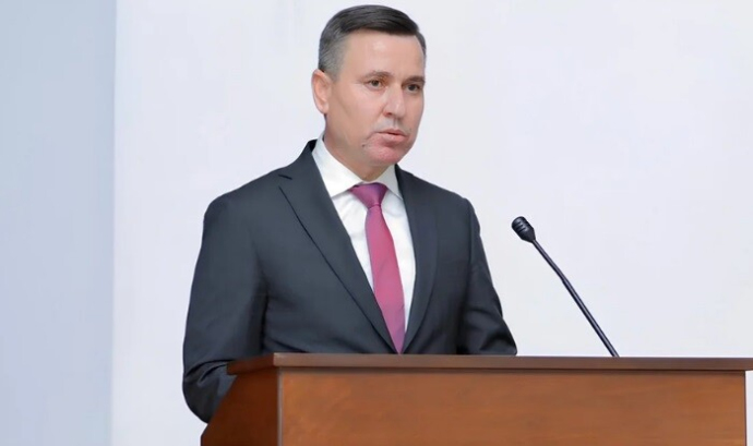  Yeni təhsil naziri onu vəzifəsindən azad etdi  